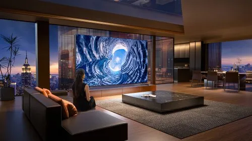 110 '' UXN | ULED MiniLED Smart TV 4K 144 Hz