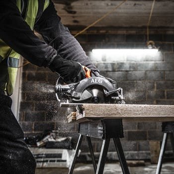 Scie circulaire sans fil AEG POWERTOOLS BKS18BL2-0, 0 batterie – Image 3